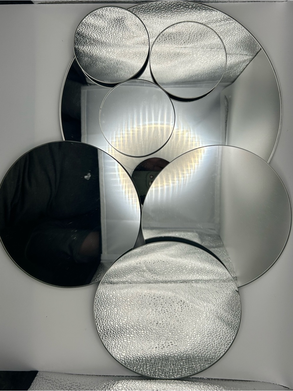 Contemporary Circular Wall Mirror Cluster